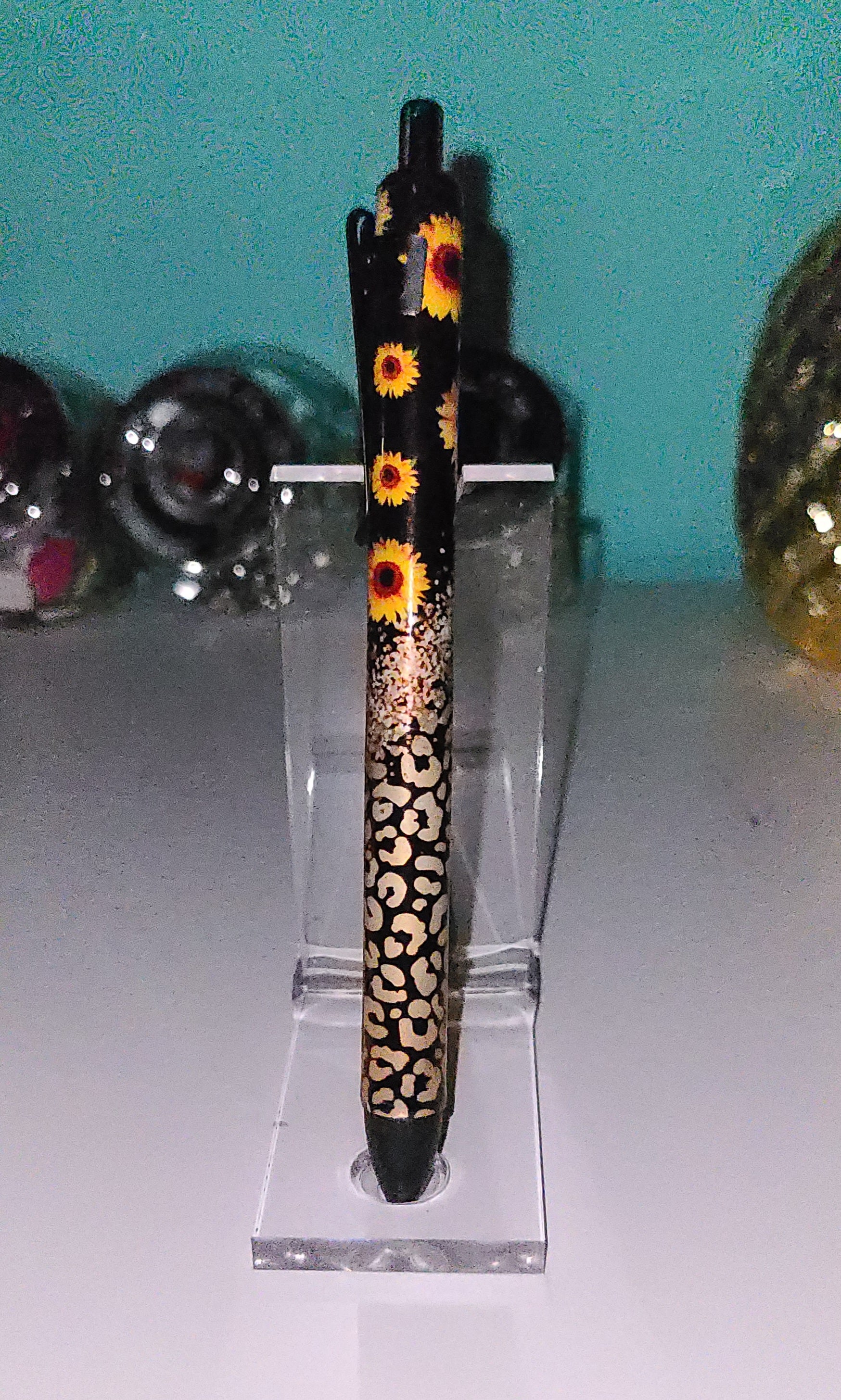 Custom Resin Pens – Wanda's Dreamy Creations