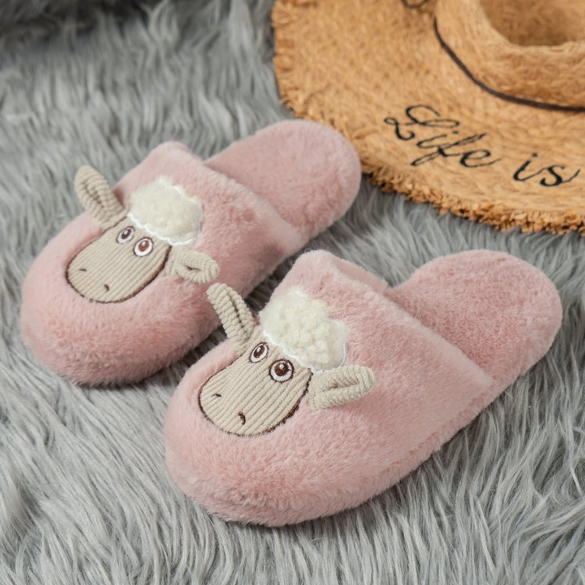 Sheep Round Toe Slippers | Curated