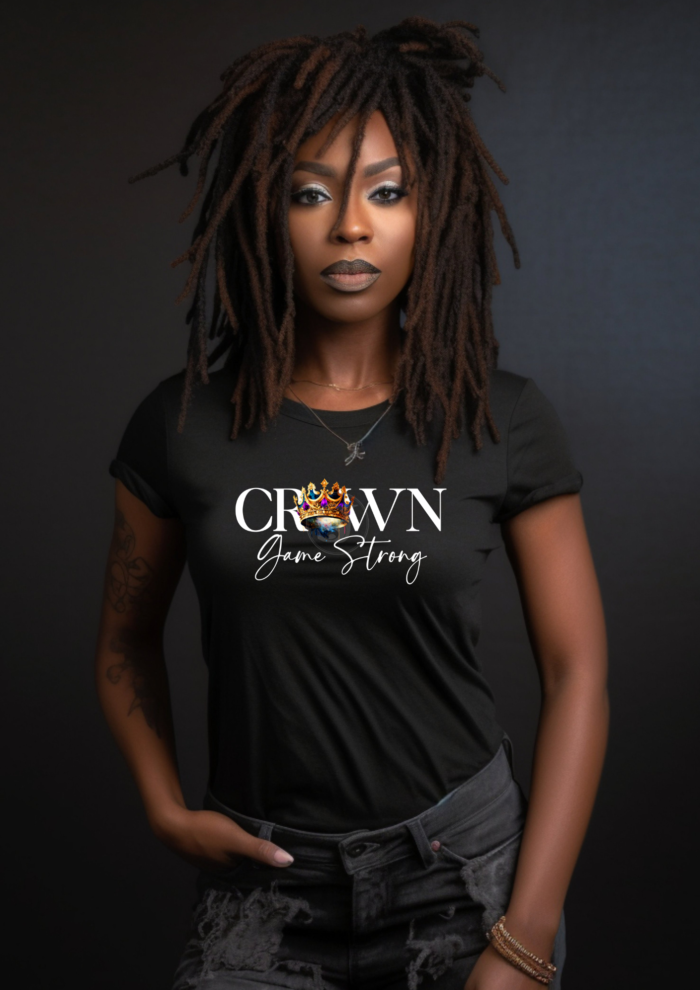 Crown Game Strong| Short Sleeve T-shirt